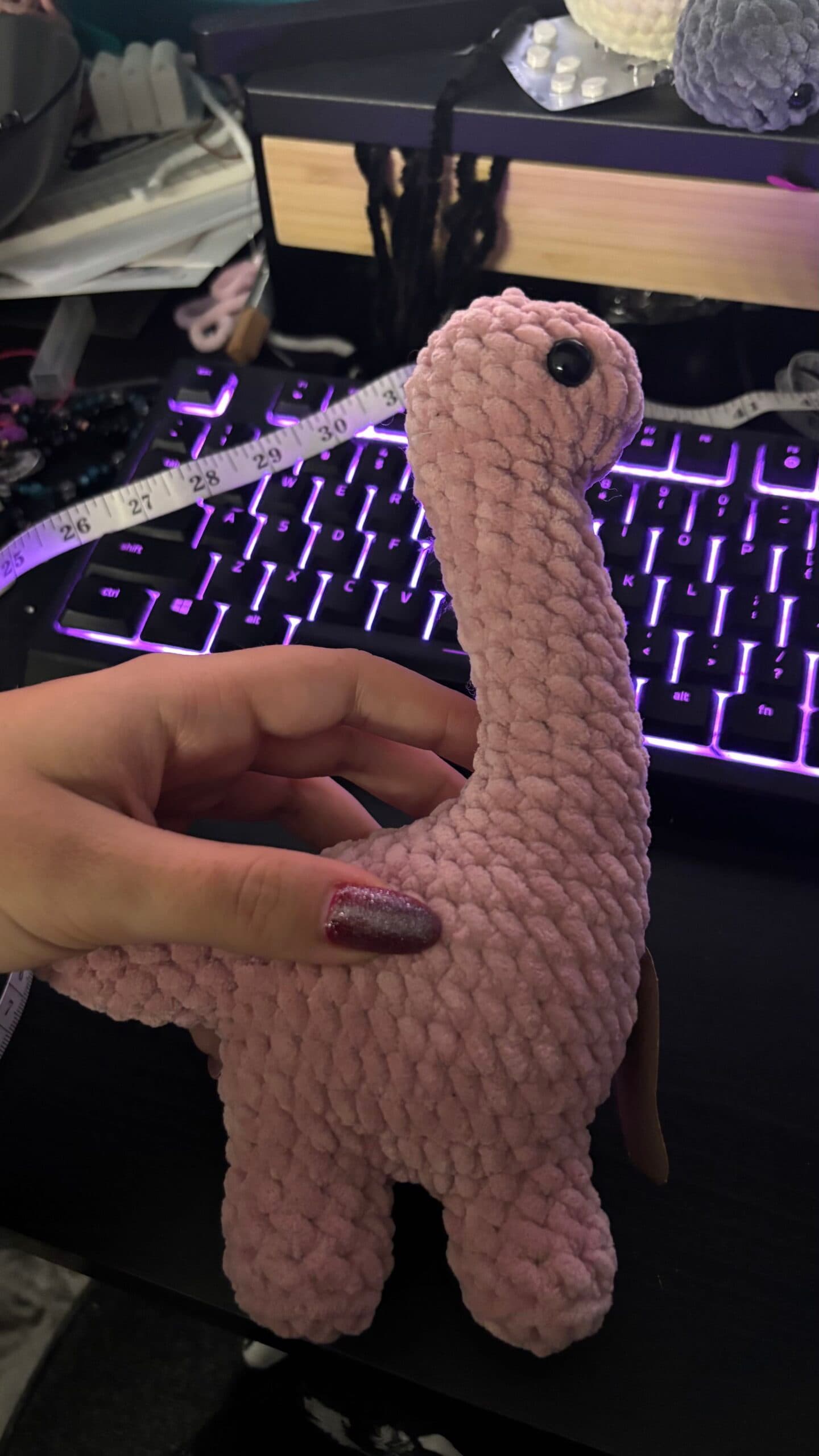 Brachiozaur amigurumi ręcznie robiony na szydełku - pluszak dinozaur handmade